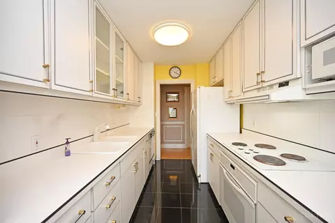 2444 Madison #1408, Cincinnati, OH 45208 photo 38