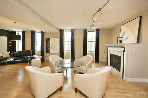 30 E Central #301, Cincinnati, OH 45202 photo 8