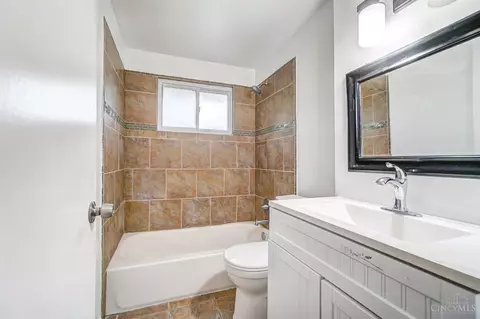 11694 Hanover Rd, Forest Park, OH 45240 photo 19
