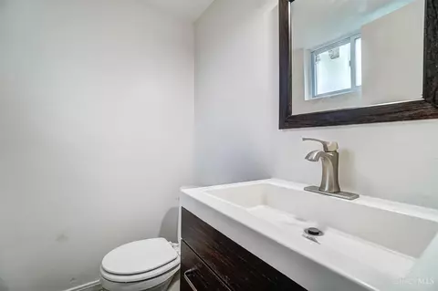 11694 Hanover Rd, Forest Park, OH 45240 photo 7