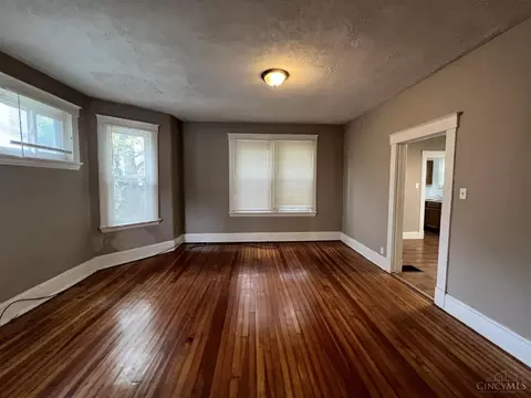 4562 Winton, Cincinnati, OH 45232 photo 6