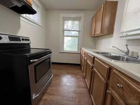 4562 Winton, Cincinnati, OH 45232 photo 8