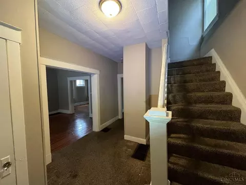 4562 Winton, Cincinnati, OH 45232 photo 2