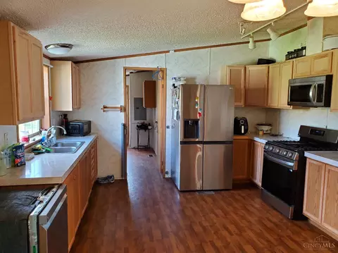 757 Lazenby, Midland, OH 45148