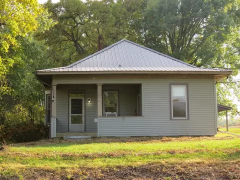 11582 State Road 250, Vevay, IN 47043