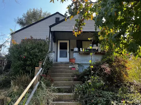 1731 Campbell Dr, Hamilton, OH 45011