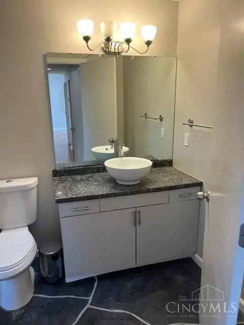 2339 Kemper #E, Cincinnati, OH 45206 photo 12