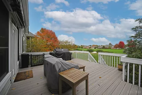 890 Pine Vly, Cincinnati, OH 45245 photo 59