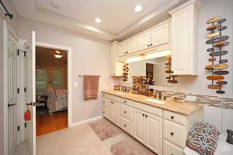 890 Pine Vly, Cincinnati, OH 45245 photo 31
