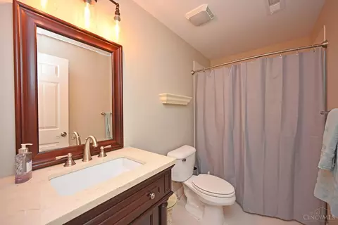 890 Pine Vly, Cincinnati, OH 45245 photo 50