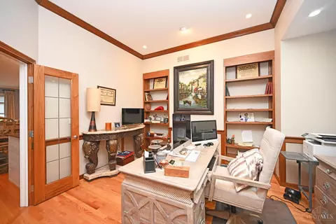 890 Pine Vly, Cincinnati, OH 45245 photo 8