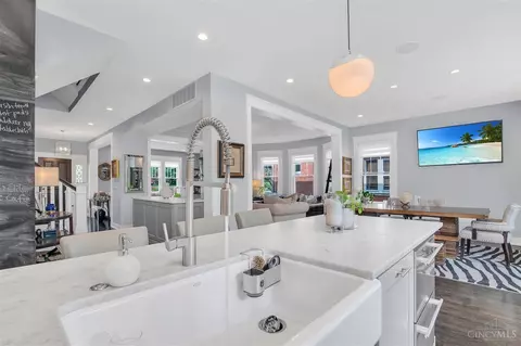 2861 Observatory Ave, Cincinnati, OH 45208 photo 42