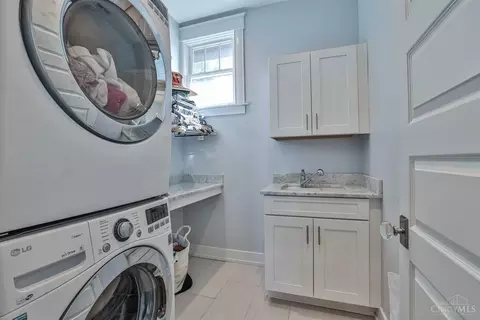 2861 Observatory Ave, Cincinnati, OH 45208 photo 39