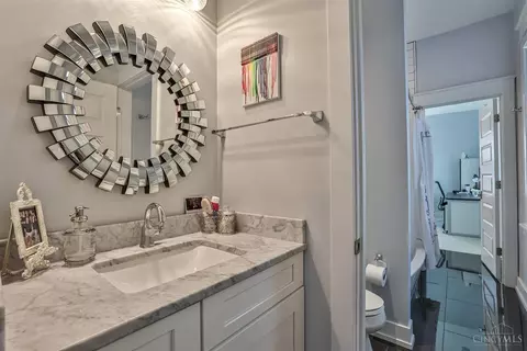 2861 Observatory Ave, Cincinnati, OH 45208 photo 36