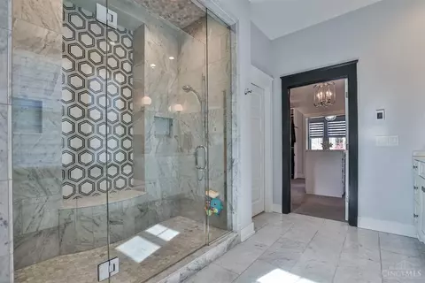 2861 Observatory Ave, Cincinnati, OH 45208 photo 29