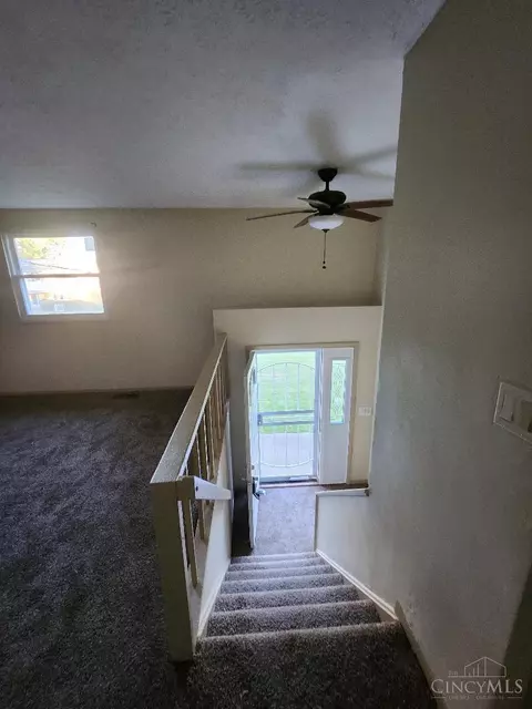 1246 Bellune Dr, Cincinnati, OH 45231 photo 10
