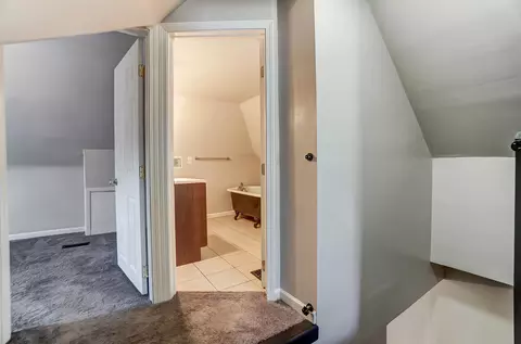 4233 Lowry, Cincinnati, OH 45212 photo 15