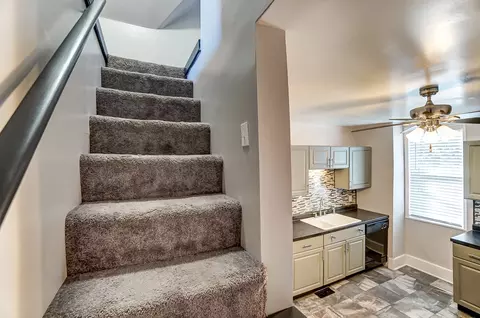 4233 Lowry, Cincinnati, OH 45212 photo 14