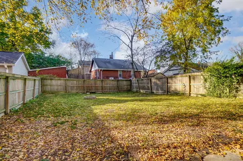 4233 Lowry, Cincinnati, OH 45212 photo 31