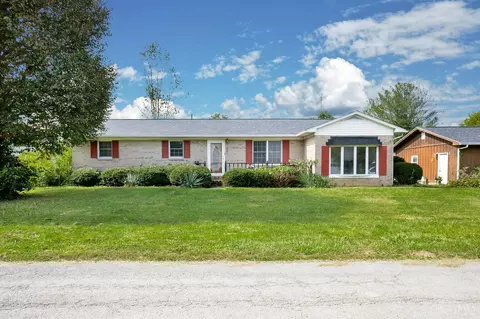 891 Cedarview, Manchester, OH 45144