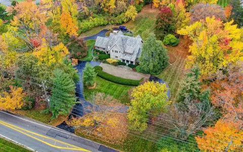 5693 Cleves Warsaw, Cincinnati, OH 45238