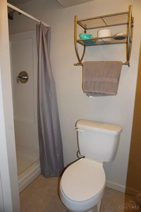 2513 Airy, Cincinnati, OH 45239 photo 17