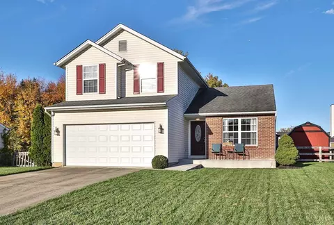 3865 Greenbrook Dr, Amelia, OH 45102