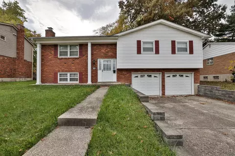 1121 Meadowind, Cincinnati, OH 45231