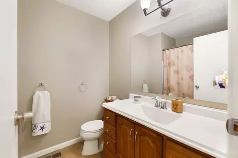 6632 Echo Ln, Cincinnati, OH 45230 photo 18