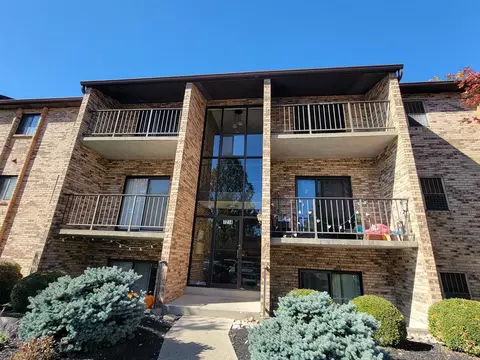 7214 Creekview #2, Colerain Twp, OH 45247