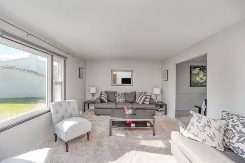 12079 Cantrell, Cincinnati, OH 45246 photo 4