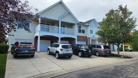 3621 Hazelnut Ct, Cleves, OH 45002
