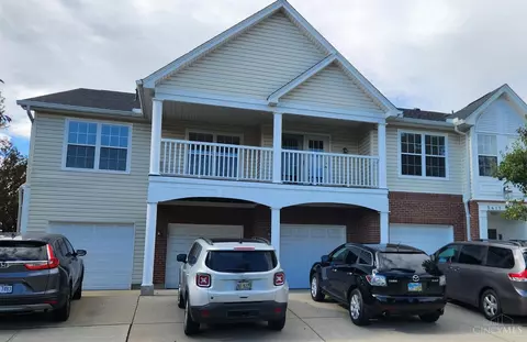3621 Hazelnut Ct, Cleves, OH 45002 photo 2