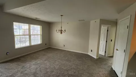 3621 Hazelnut Ct, Cleves, OH 45002 photo 6