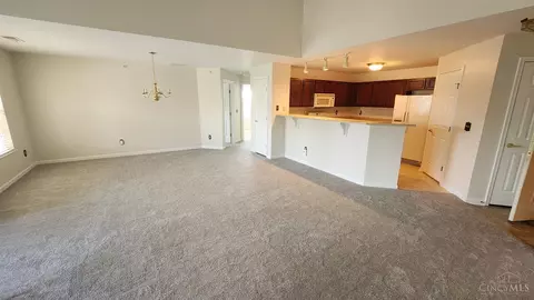 3621 Hazelnut Ct, Cleves, OH 45002 photo 7