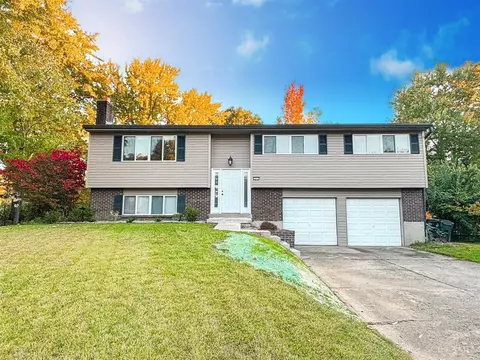 7879 Ravencrest Ct, Cincinnati, OH 45255