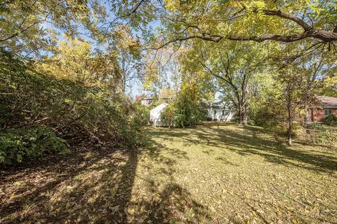 515 Sharon, Cincinnati, OH 45246 photo 3