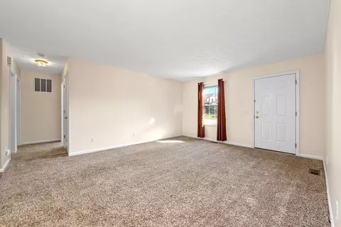 396 Misty Dawn, Hamilton Township, OH 45039 photo 6