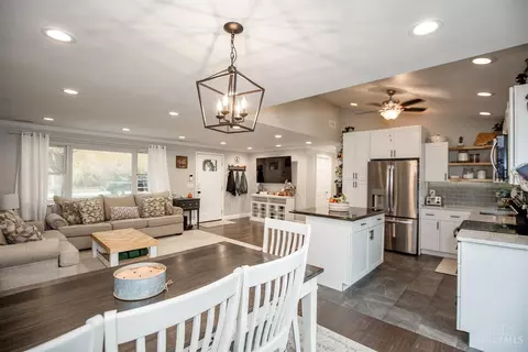 3954 Wilma Ct, Cincinnati, OH 45245 photo 8