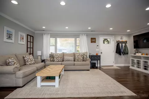 3954 Wilma Ct, Cincinnati, OH 45245 photo 7