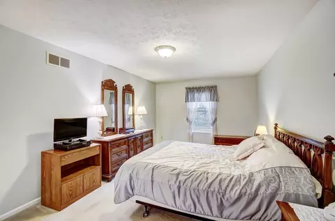 2923 Michaels, Cincinnati, OH 45251 photo 17
