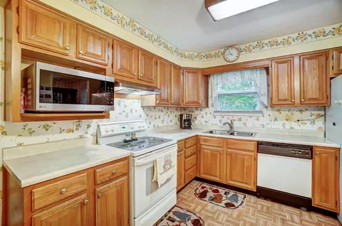 2923 Michaels, Cincinnati, OH 45251 photo 9