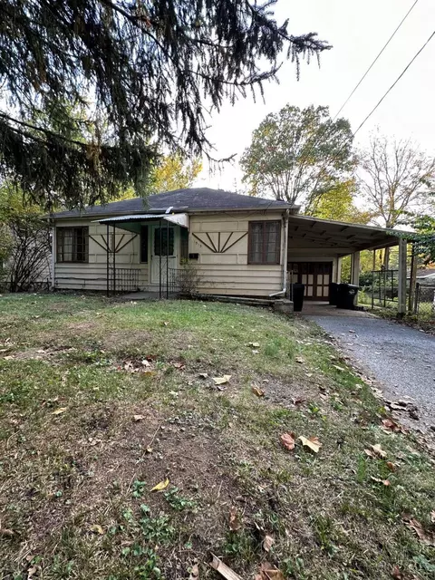 1513 Park Ave, Wyoming, OH 45215