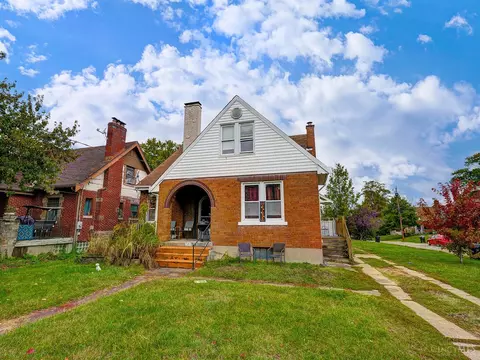 5036 Sidney, Cincinnati, OH 45238 photo 3