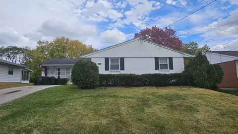 10282 Season, Cincinnati, OH 45251