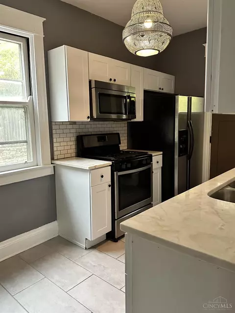 302 Purcell, Cincinnati, OH 45205 photo 12