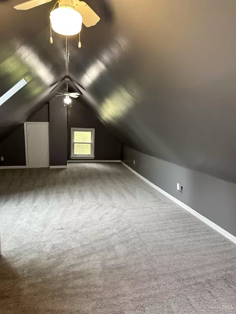 302 Purcell, Cincinnati, OH 45205 photo 17