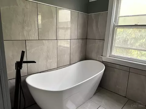 302 Purcell, Cincinnati, OH 45205 photo 22