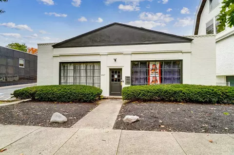 2340 Laredo, Cincinnati, OH 45206