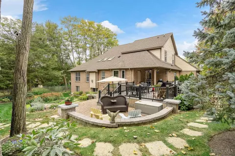 209 Crown Pt, Centerville, OH 45458 photo 5